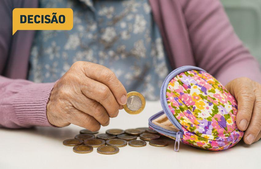 Decisão do TJPR condena instituição bancária por danos morais em roubo de aposentada